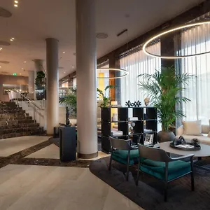 crowne-plaza-milan-city.it-lombardy.com/