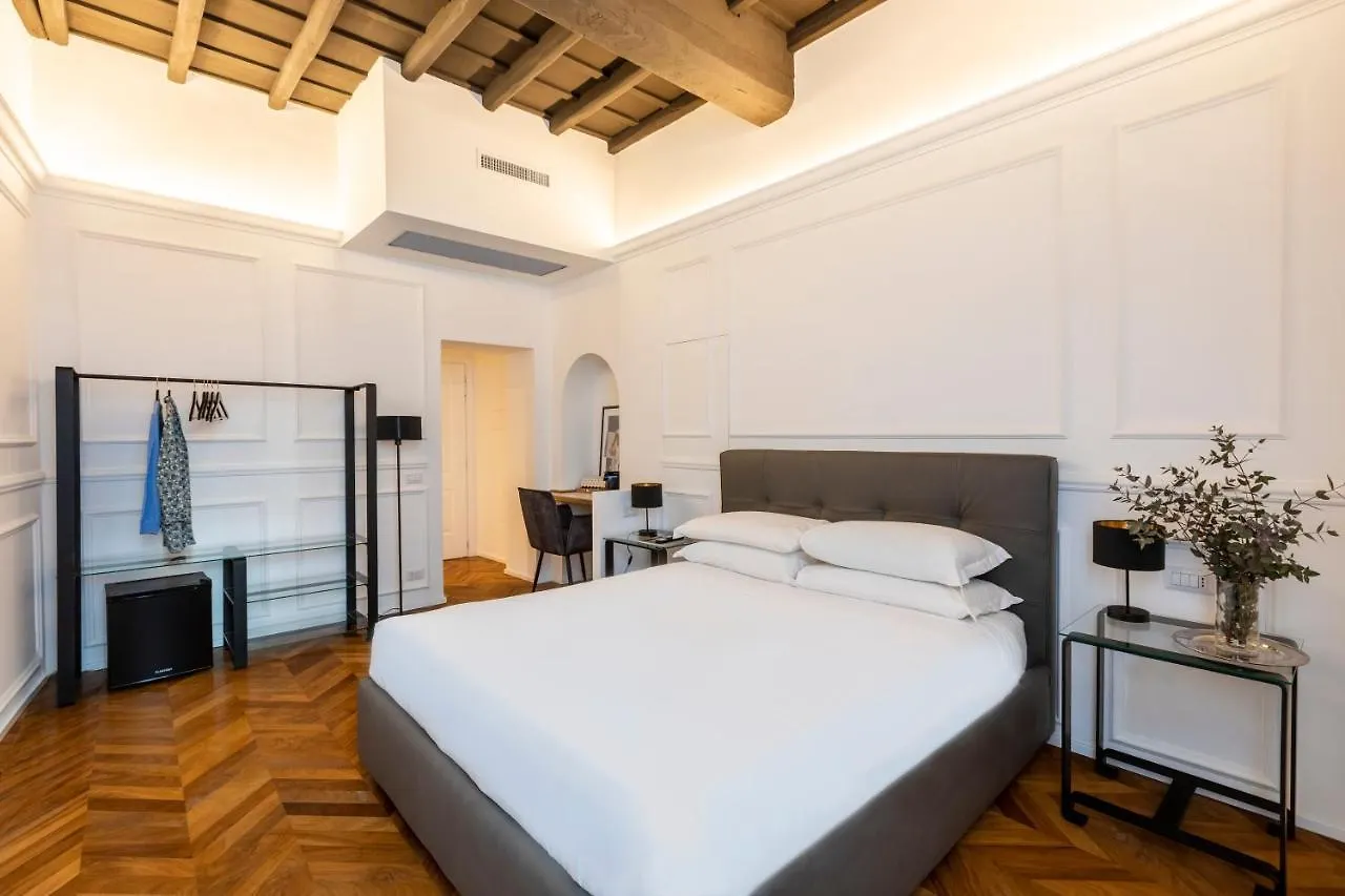 Largo Arenula Suites 罗马